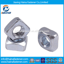 На складе Китайский поставщик DIN557 Нержавеющая сталь / углеродистая сталь Квадратная гайка с HDG / цинковым покрытием.